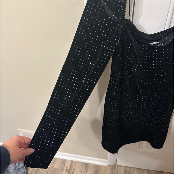 Black velvet sparkly long sleeve mini dress - Picture 5 of 6